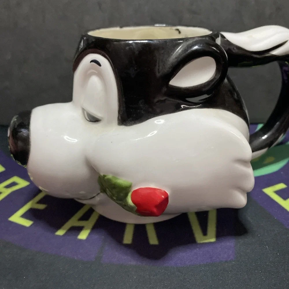 Vintage 1993 Pepe Le Pew Ceramic Mug Applause Warner Brothers 3D Coffee Cup Rare